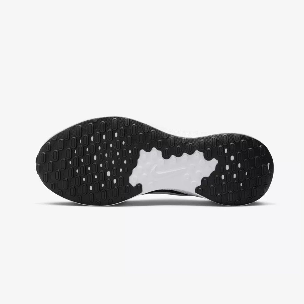 NIKE REVOLUTION 7