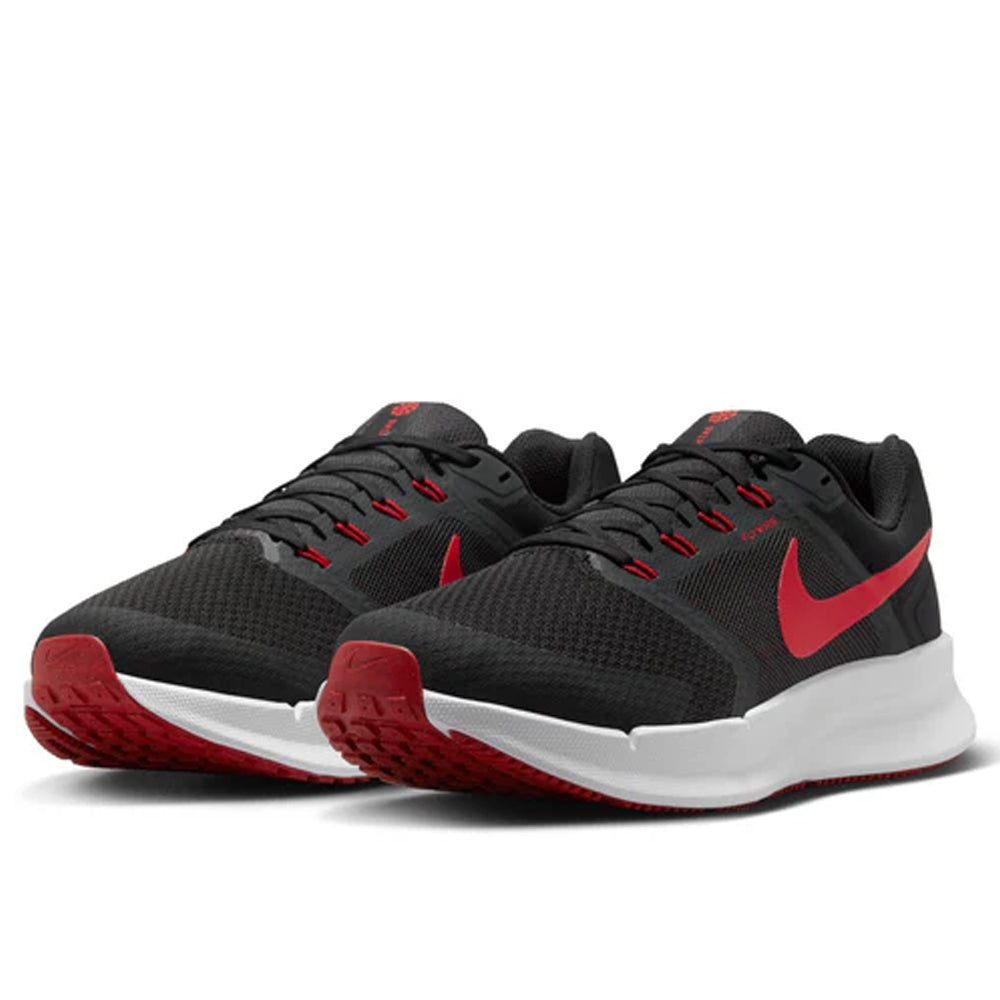 NIKE RUN SWIFT 3