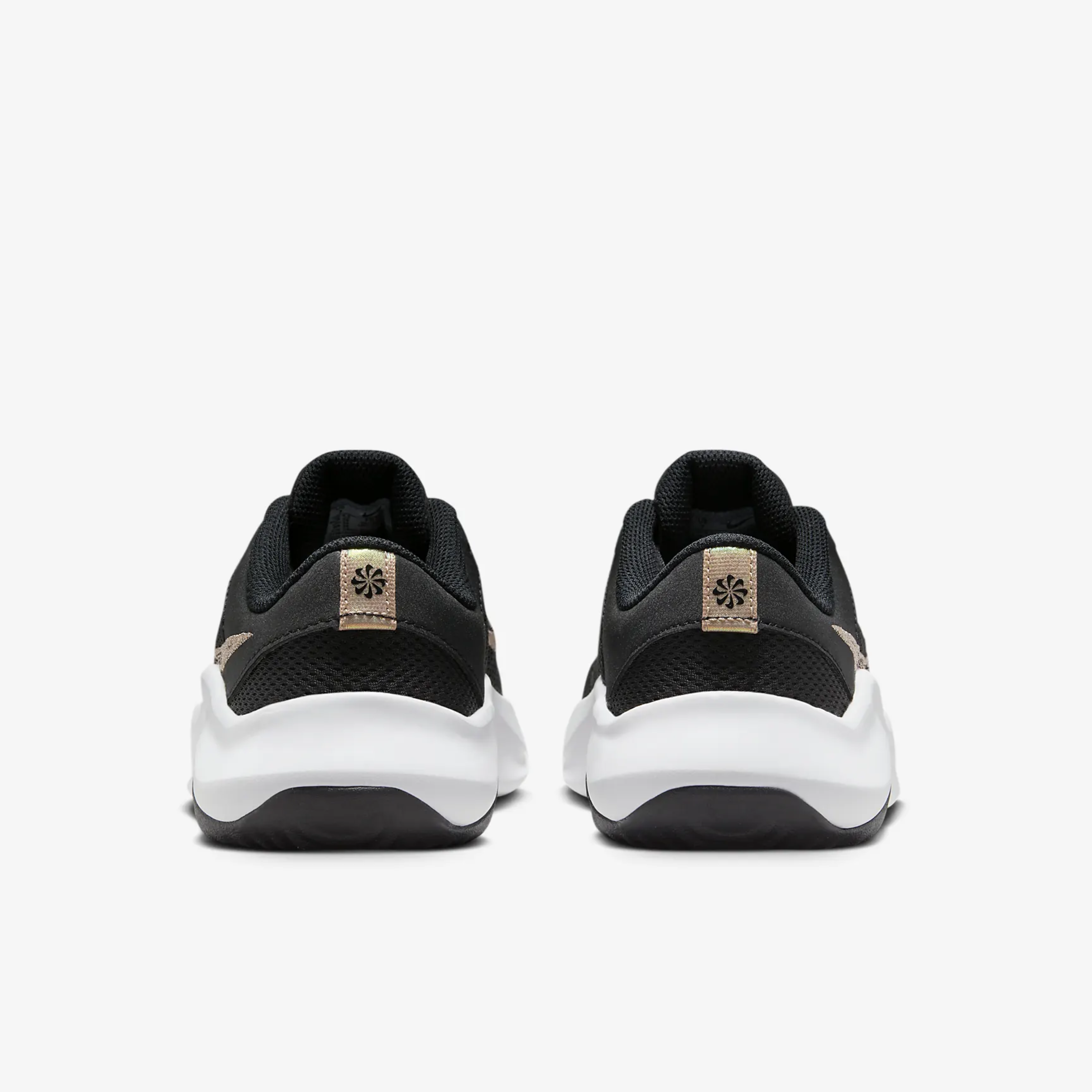 W NIKE LEGEND ESSENTIAL 3 NN P