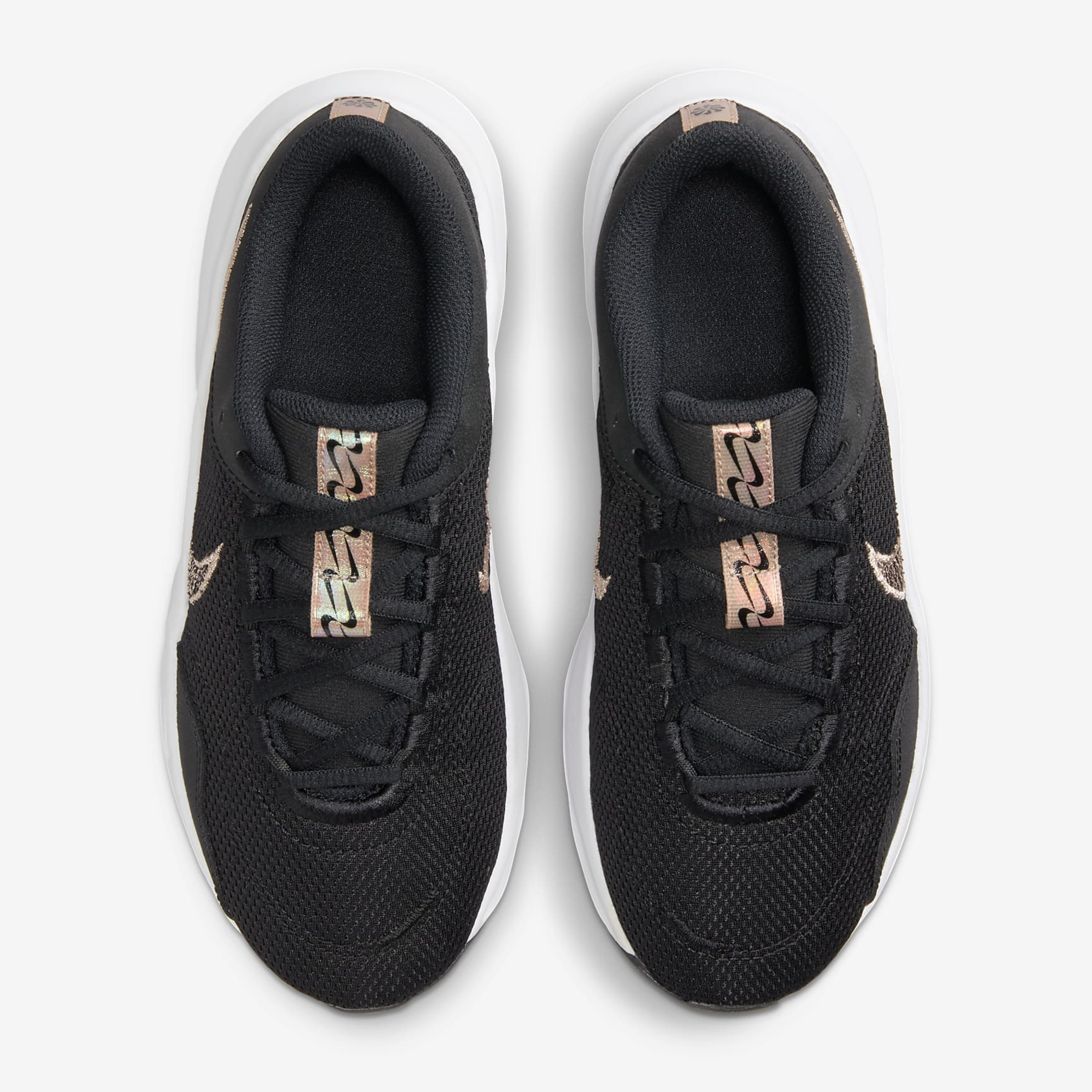 W NIKE LEGEND ESSENTIAL 3 NN P