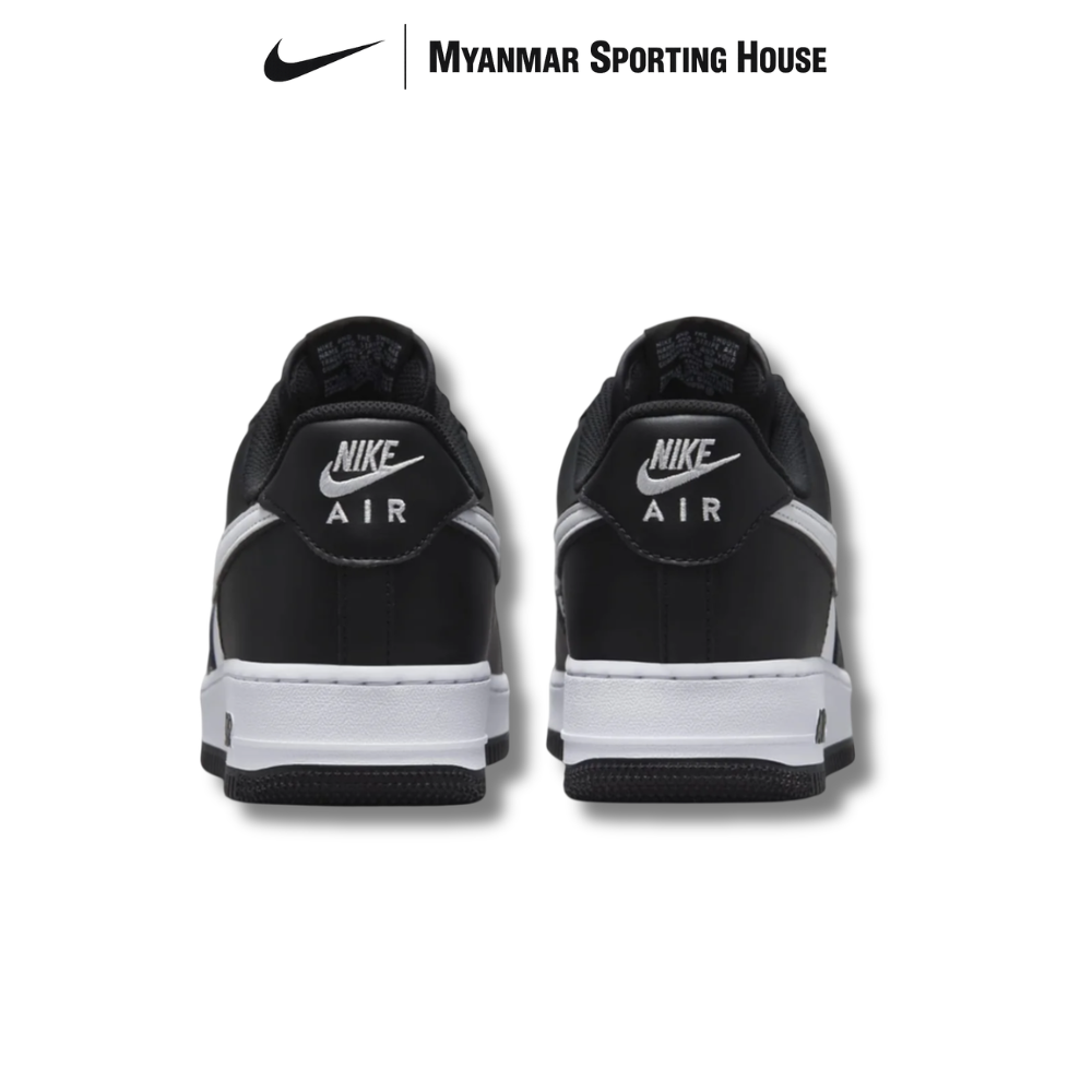 NIKE AIR FORCE 1 '07