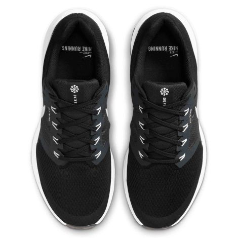 NIKE RUN SWIFT 3