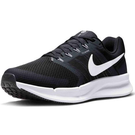 NIKE RUN SWIFT 3